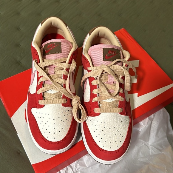 Brand new Nike dunk low. Size 7.5. Never worn. Bought and they were too small. - Picture 3 of 5